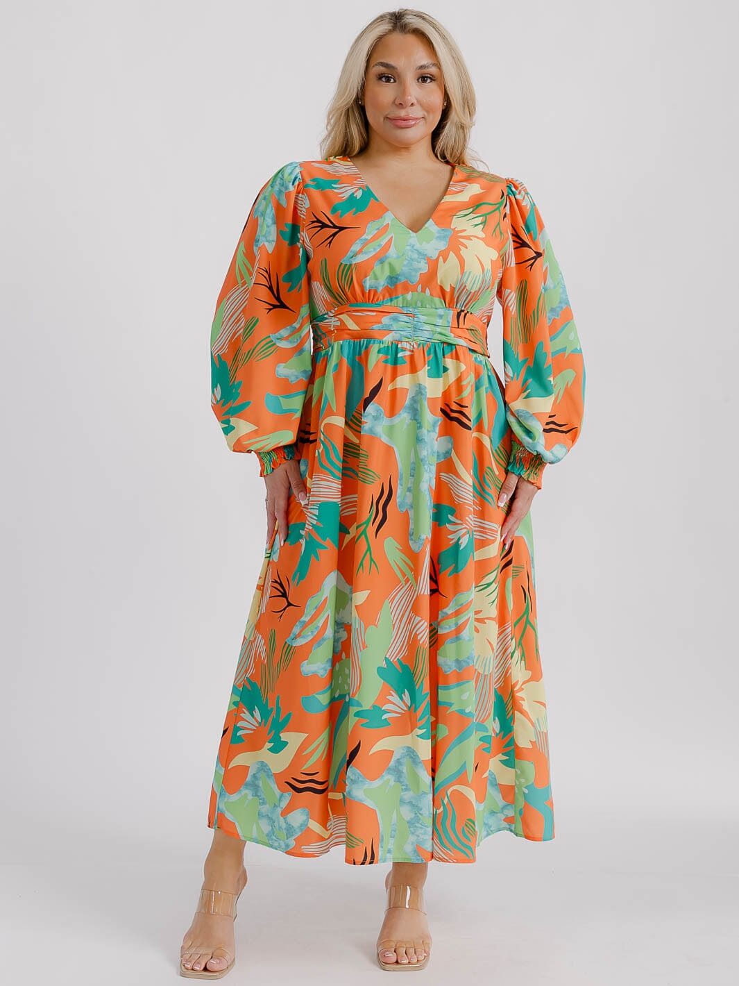 PLUS SIZE LONG SLEEVE V-NECK FLORAL MAXI DRESS