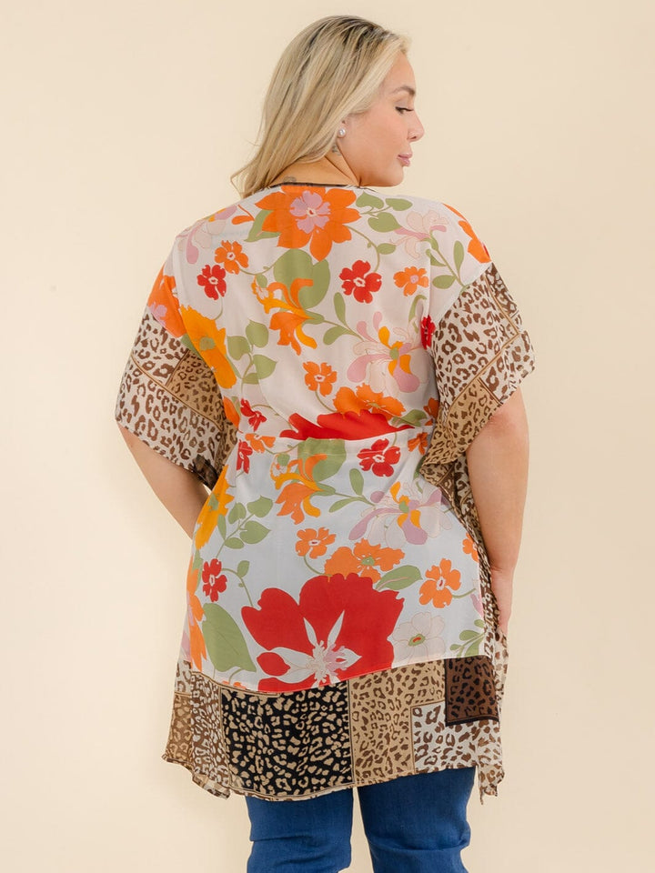 PLUS SIZE SHORT SLEEVE ANIMAL PRINT FLORAL TUNIC BLOUSE
