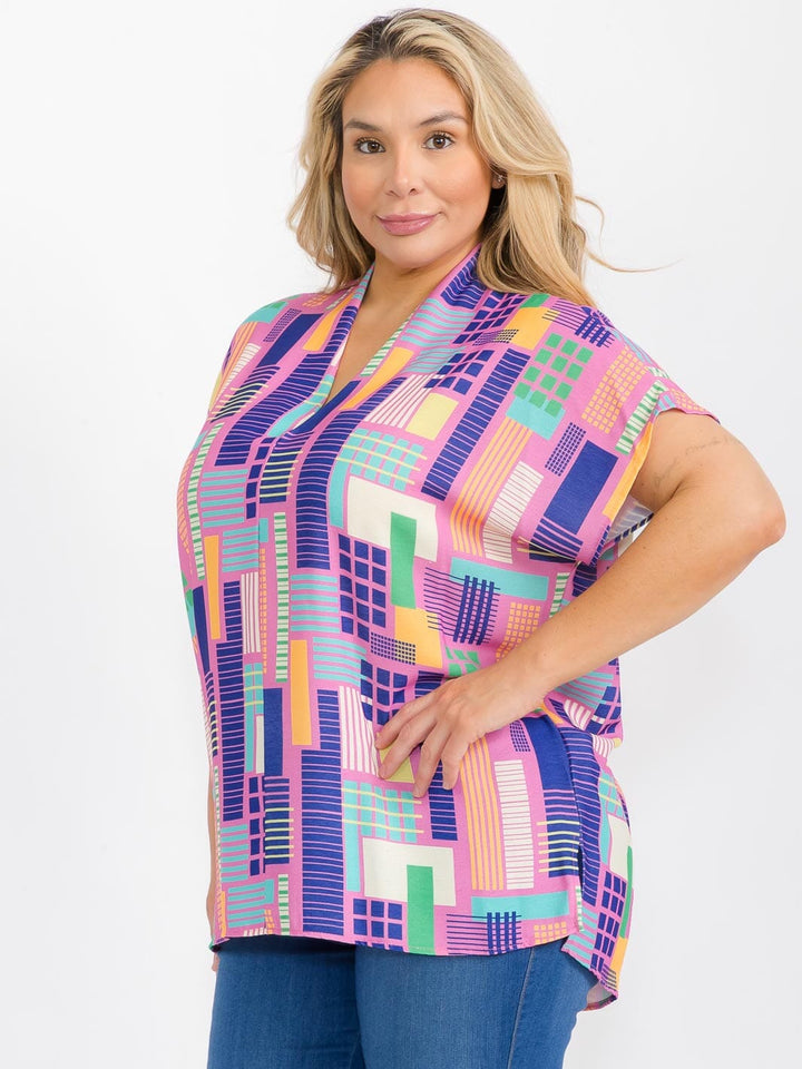 PLUS SIZE SHORT SLEEVE V-NECK MULTI PRINT TUNIC BLOUSE