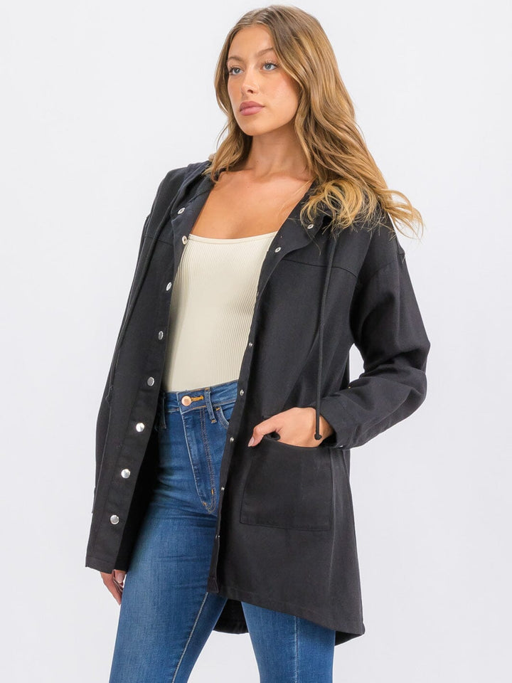 WOMEN'S LONG SLEEVE BUTTON CLOSURE FRONT POCKETS HOODED DENIM JACKET