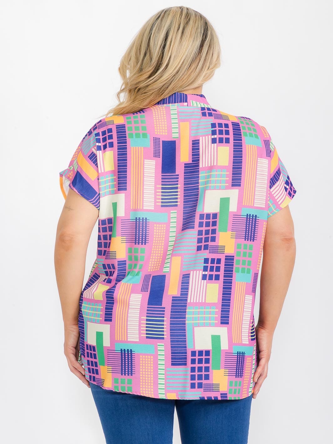PLUS SIZE SHORT SLEEVE V-NECK MULTI PRINT TUNIC BLOUSE
