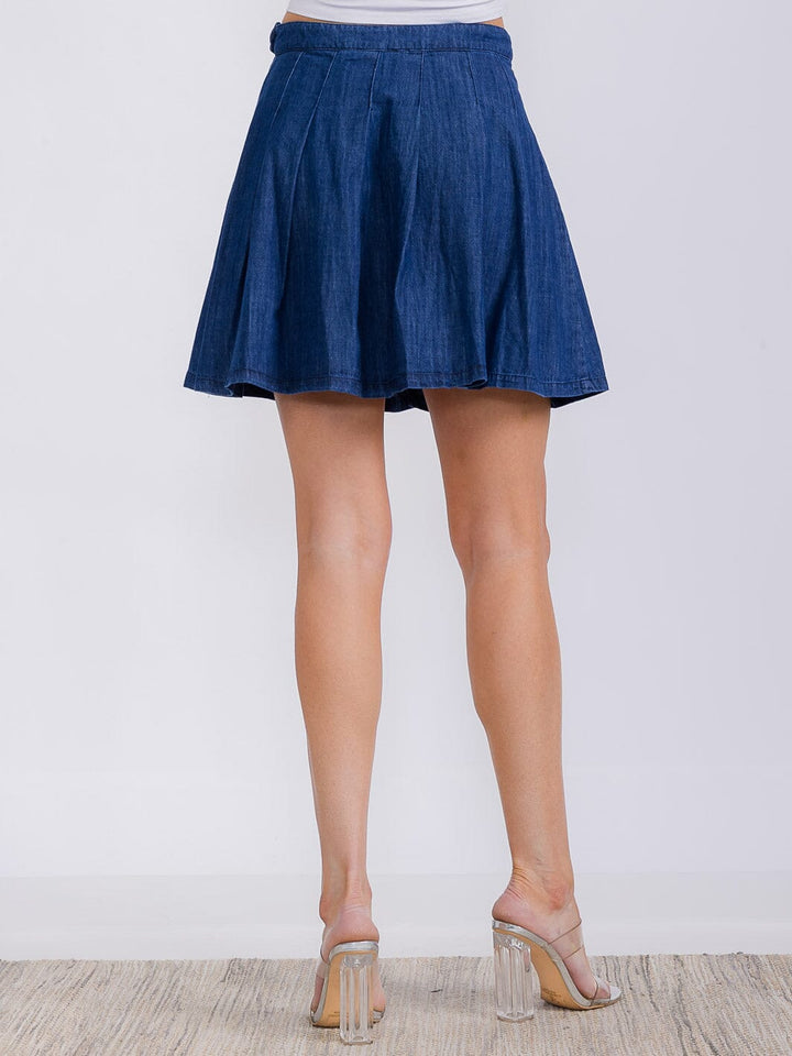 WOMEN'S BUTTON CLOSURE PLEATED DENIM MINI SKIRT