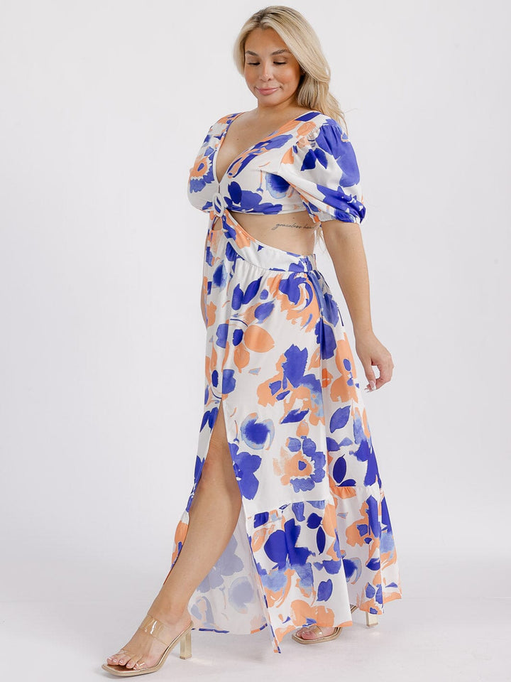 PLUS SIZE SHORT SLEEVE V-NECK CUT OUT SIDE SLIT FLORAL MAXI DRESS