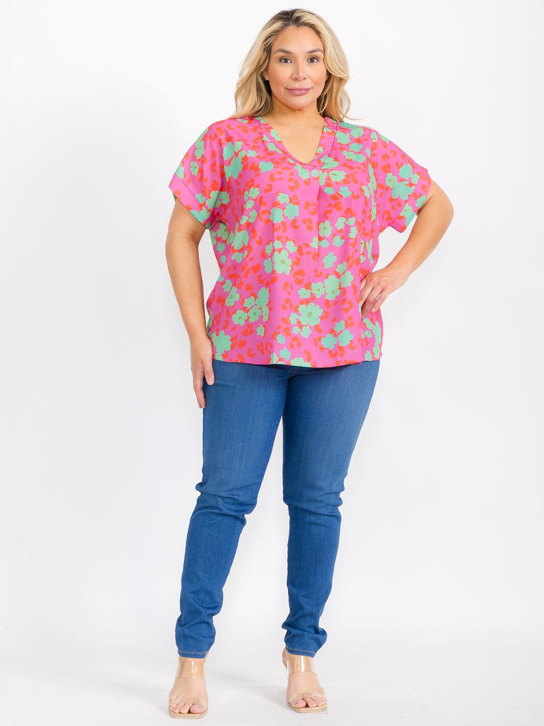 PLUS SIZE SHORT SLEEVE V-NECK FLORAL TUNIC BLOUSE