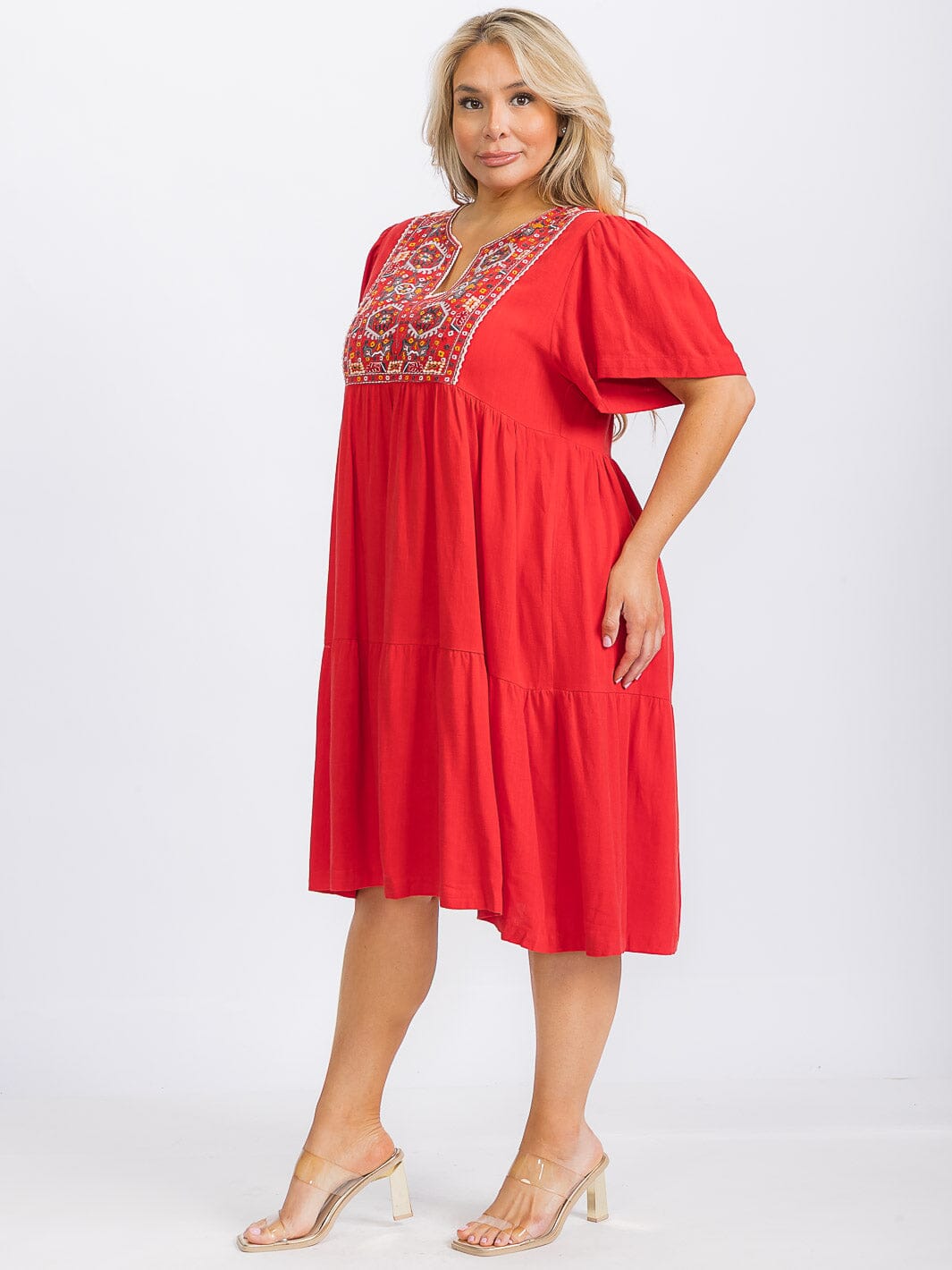 PLUS SIZE SHORT SLEEVE V-NECK EMBROIDERY FLORAL TUNIC MIDI DRESS