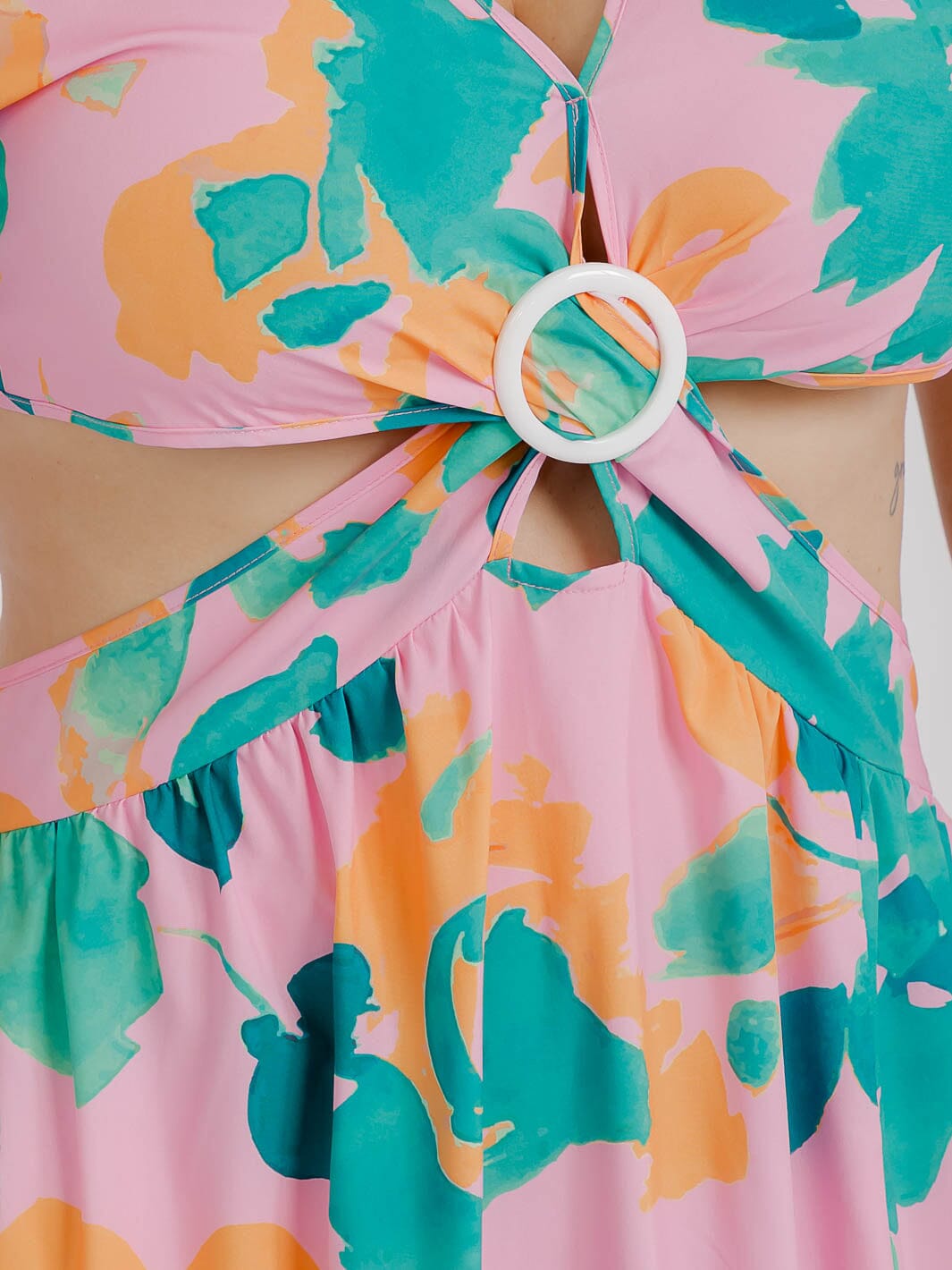 PLUS SIZE SHORT SLEEVE V-NECK CUT OUT SIDE SLIT FLORAL MAXI DRESS