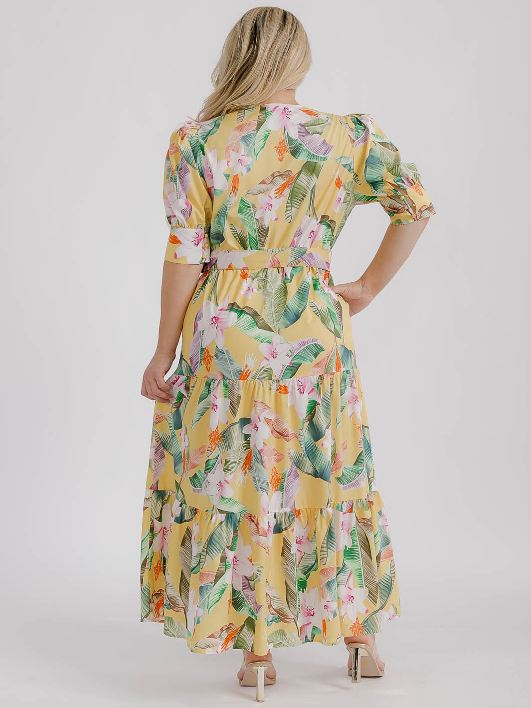 PLUS SIZE SHORT PUFF SLEEVE SURPLICE TIERED FLORAL BELTED MAXI DRESS