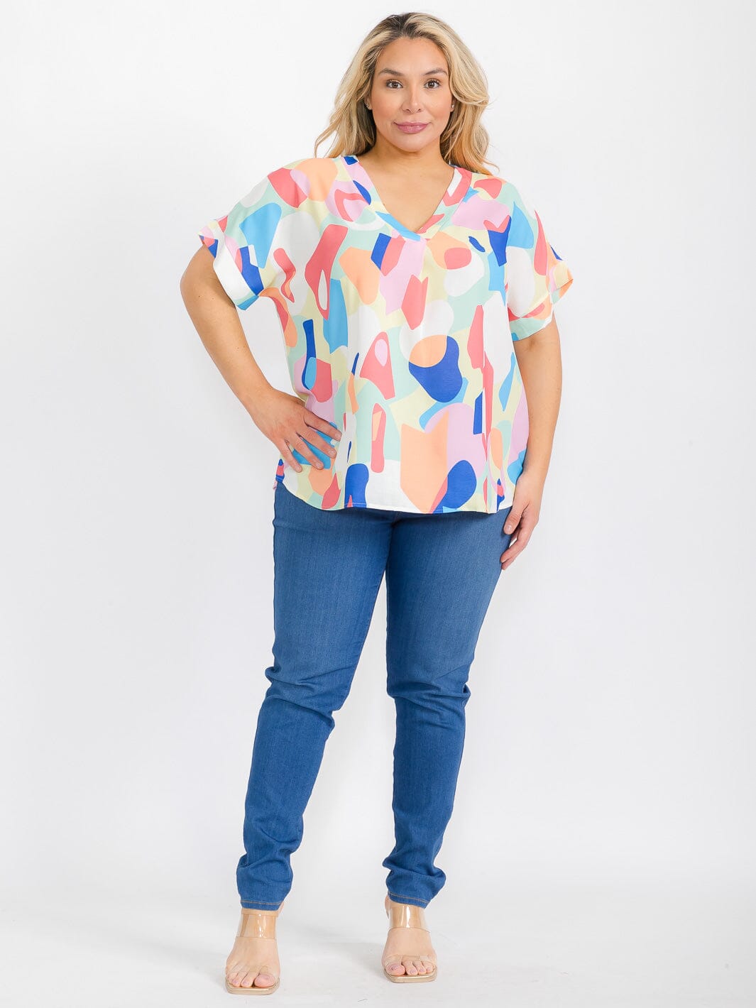 PLUS SIZE SHORT SLEEVE V-NECK MULTI PRINT TUNIC BLOUSE