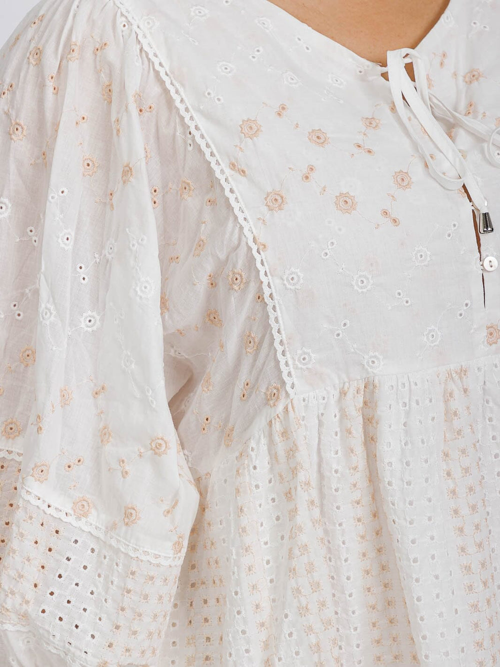 PLUS SIZE 3/4 SLEEVE V-NECK FRONT POCKETS EMBROIDERY EYELET TUNIC MINI DRESS