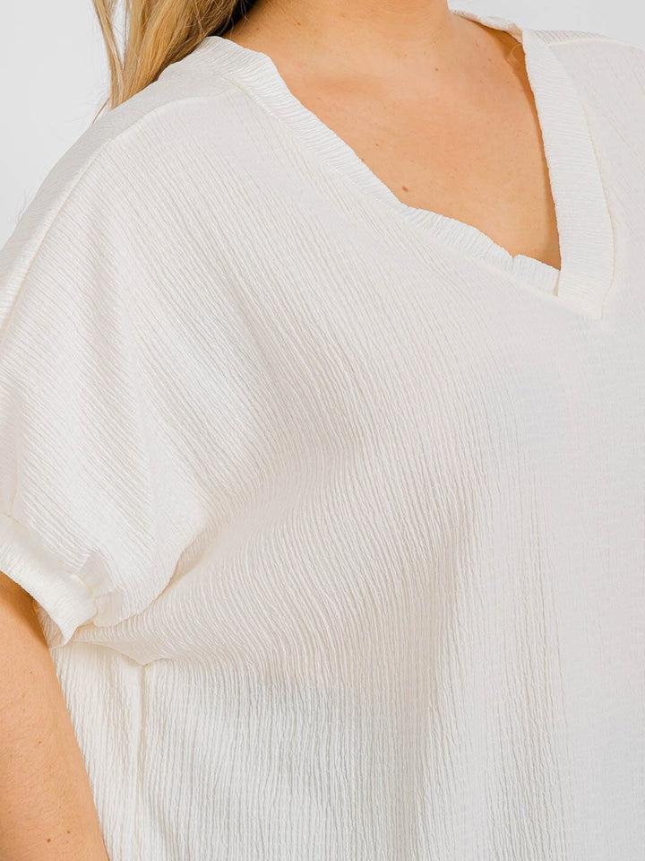PLUS SIZE SHORT SLEEVE V-NECK TUNIC BLOUSE