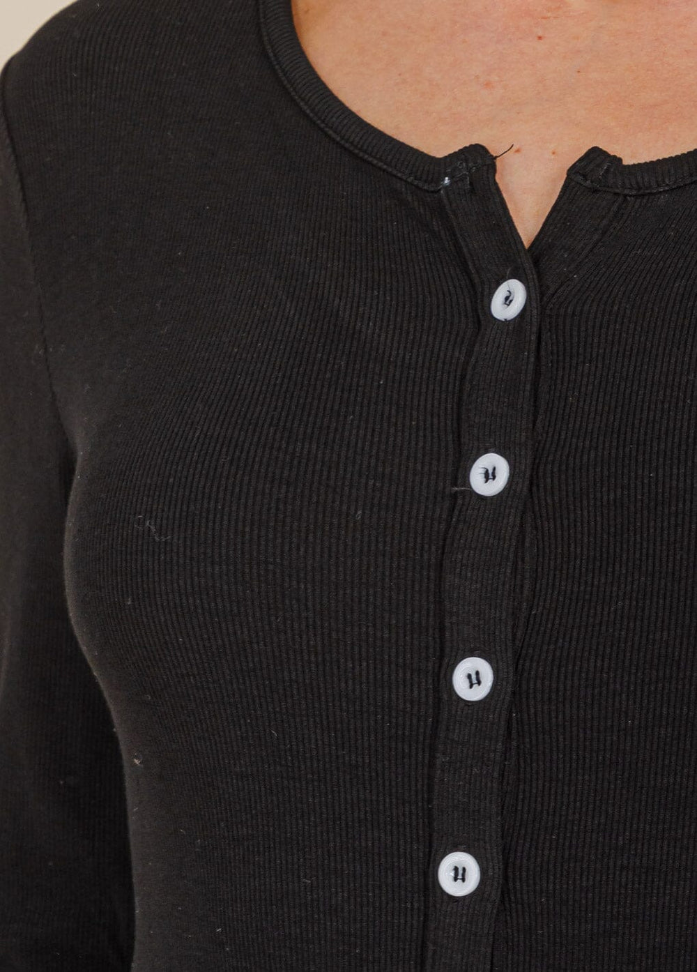 WOMEN'S LONG SLEEVE BUTTON UP RIBBED ROMPER