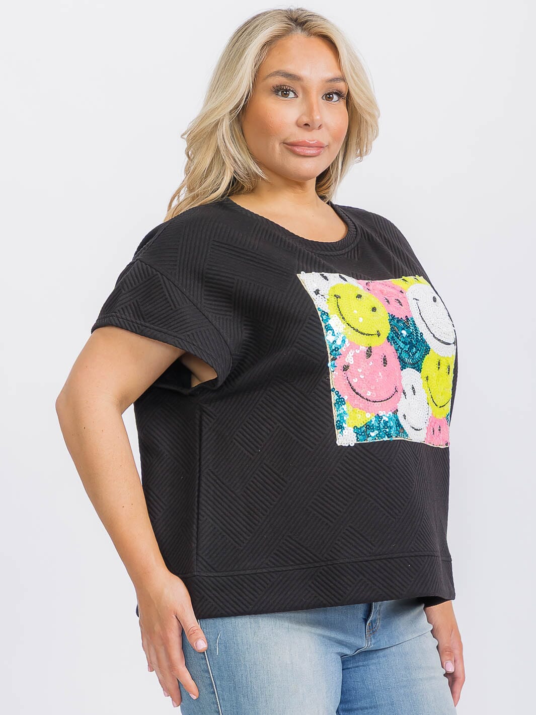 PLUS SIZE SHORT SLEEVE SEQUINS GRAPHIC TOP