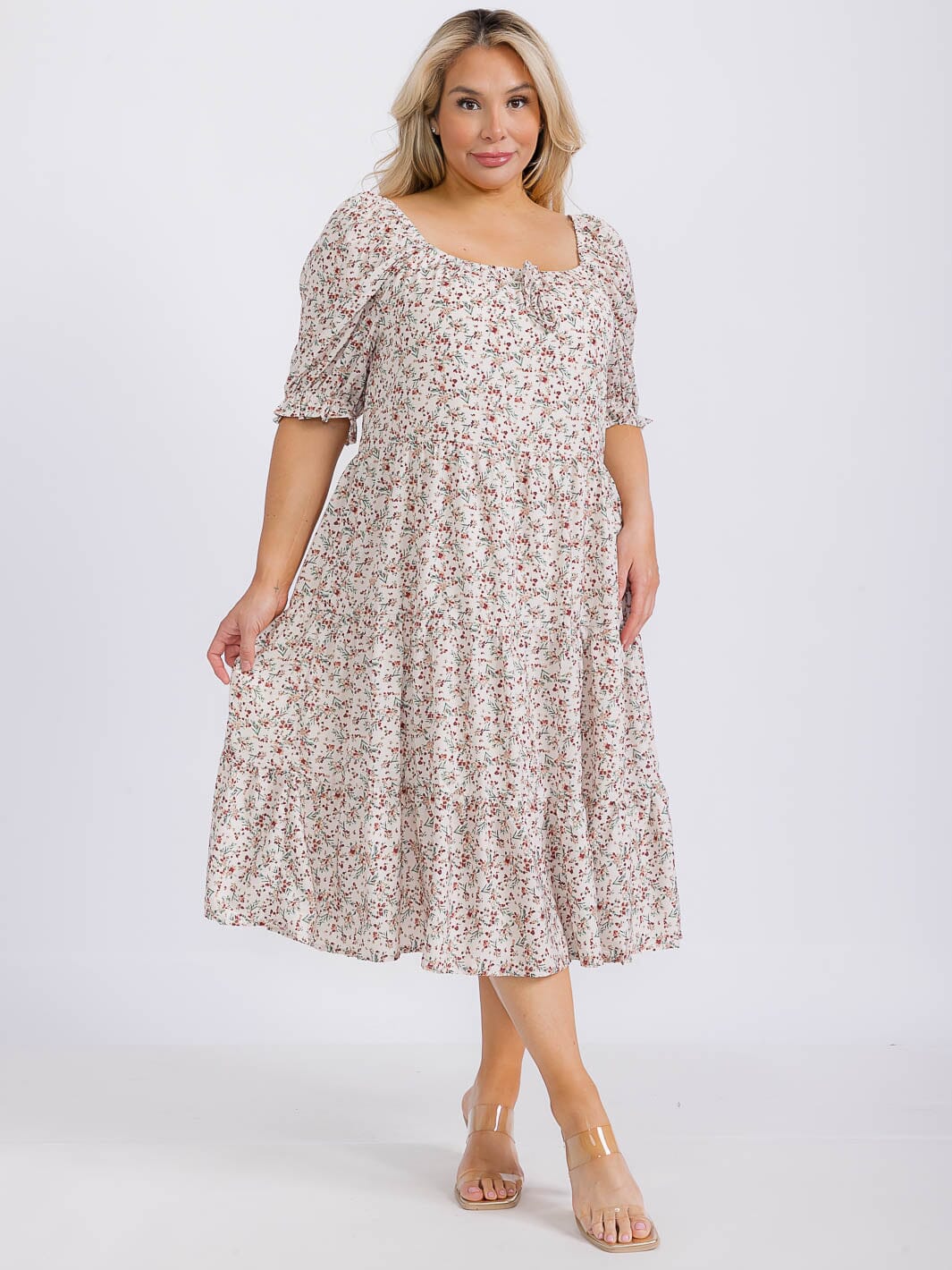 PLUS SIZE SHORT SLEEVE DITSY FLORAL PRINT TIERED MAXI DRESS