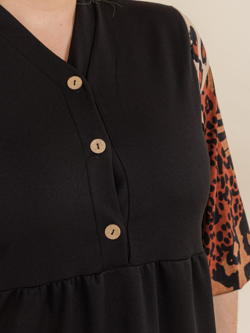 PLUS SIZE 3/4 SLEEVE FRONT POCKETS ANIMAL PRINT COLORBLOCK MAXI DRESS