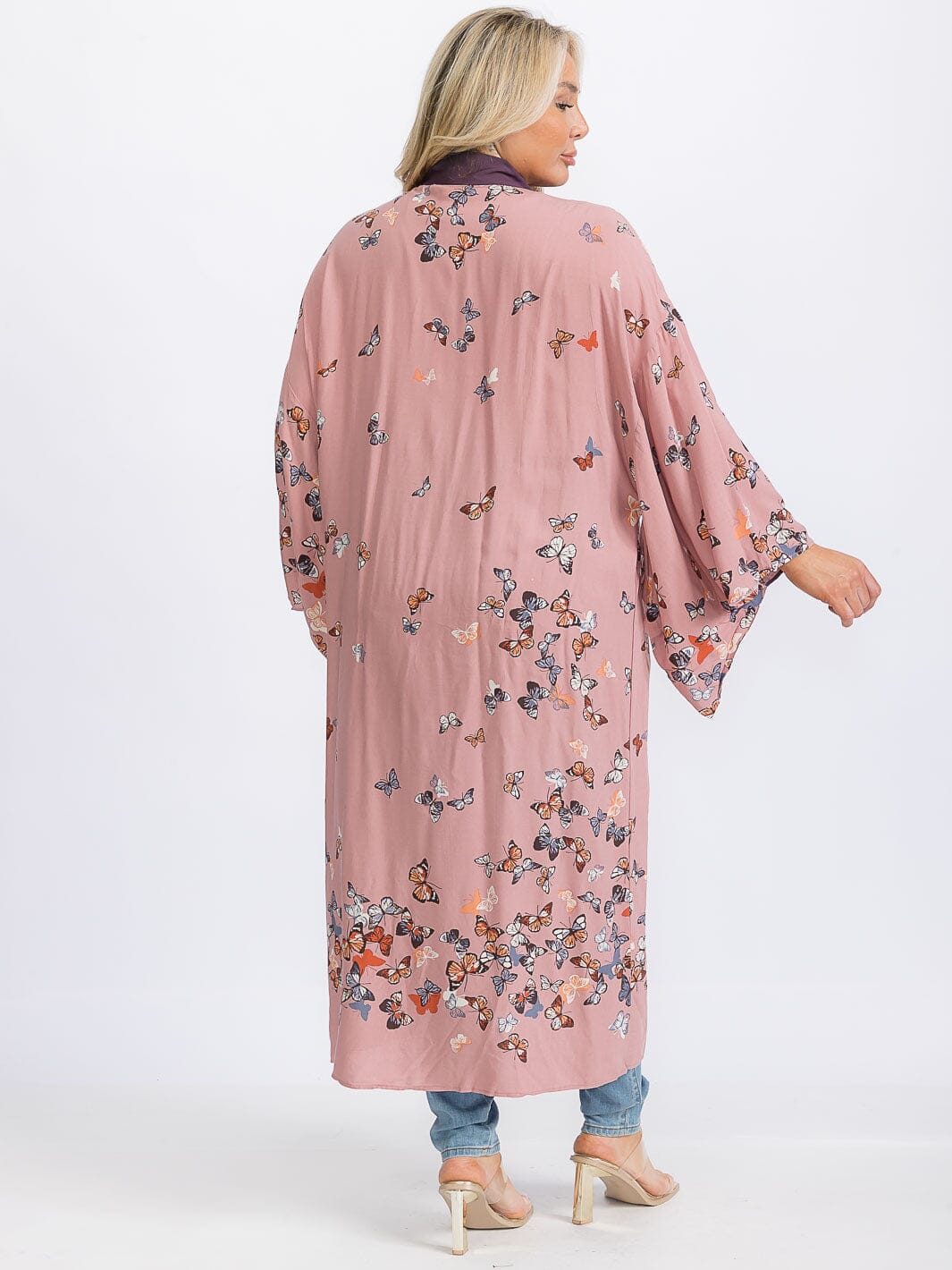 PLUS SIZE LONG SLEEVE OPEN FRONT FLORAL KIMONO