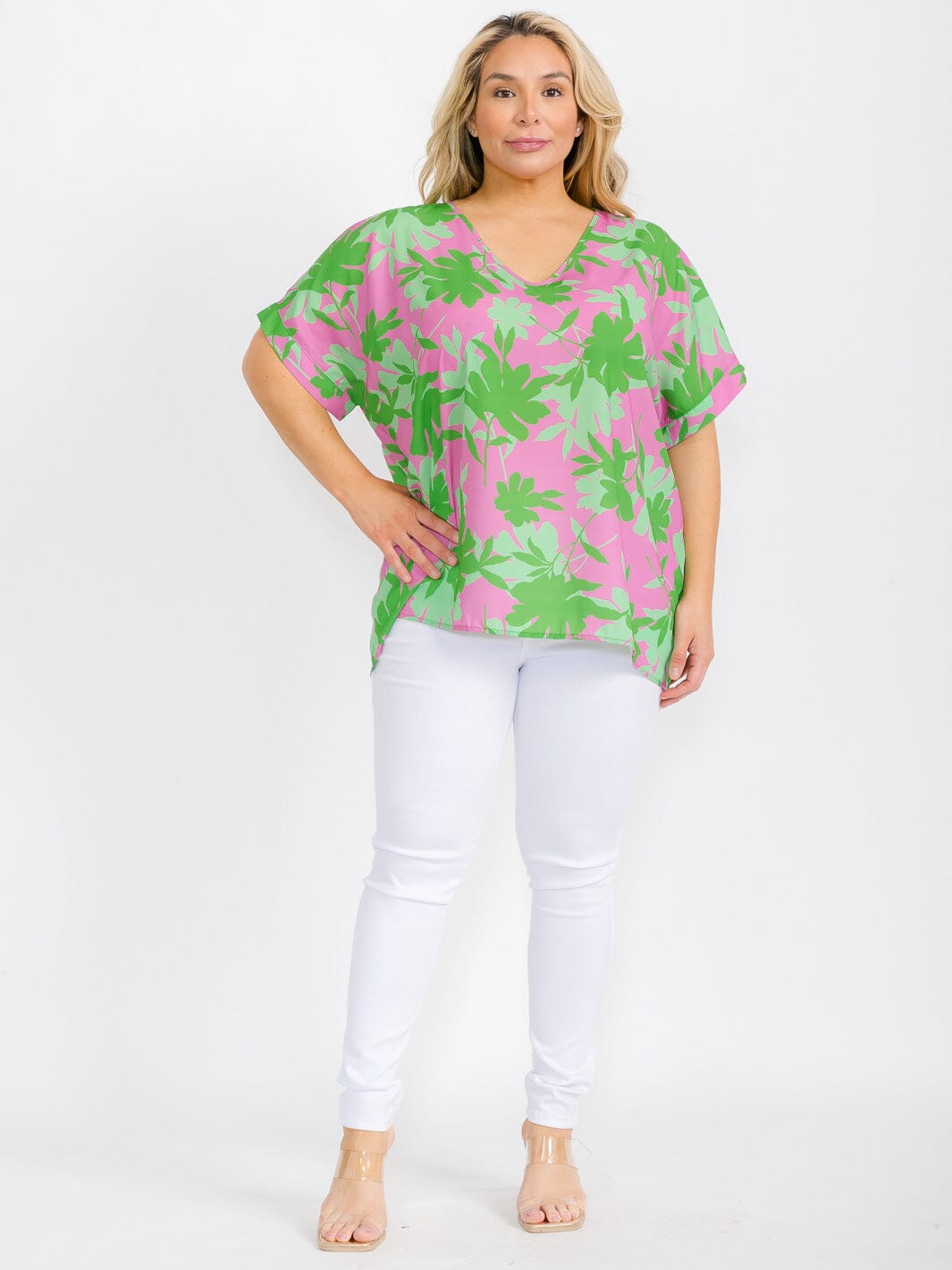PLUS SIZE SHORT SLEEVE V-NECK FLORAL TUNIC BLOUSE