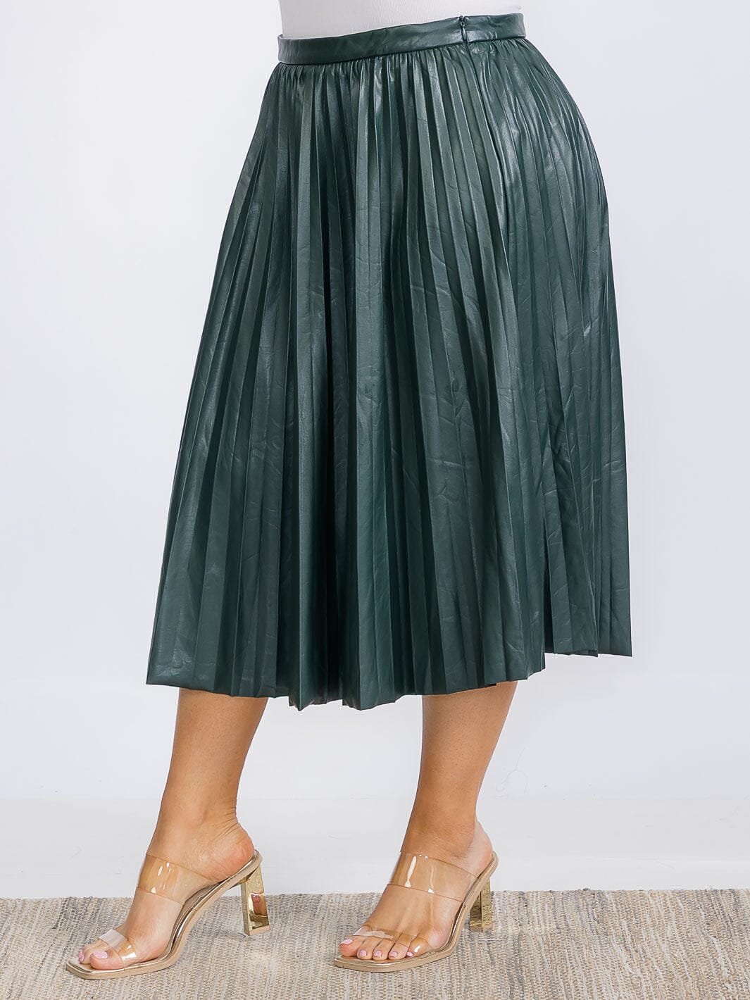 PLUS SIZE ZIP UP PU PLEATHER PLEATED MIDI SKIRT