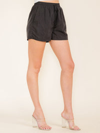 WOMEN'S ELASTIC WAIST FRONT POCKETS SHORTS