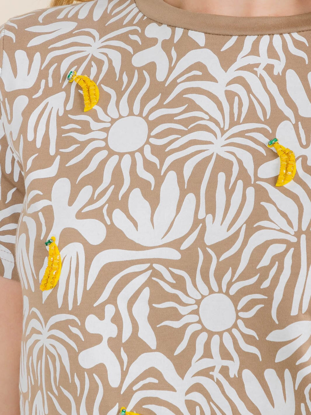 WOMEN'S SHORT SLEEVE DETAILED T-SHIRT