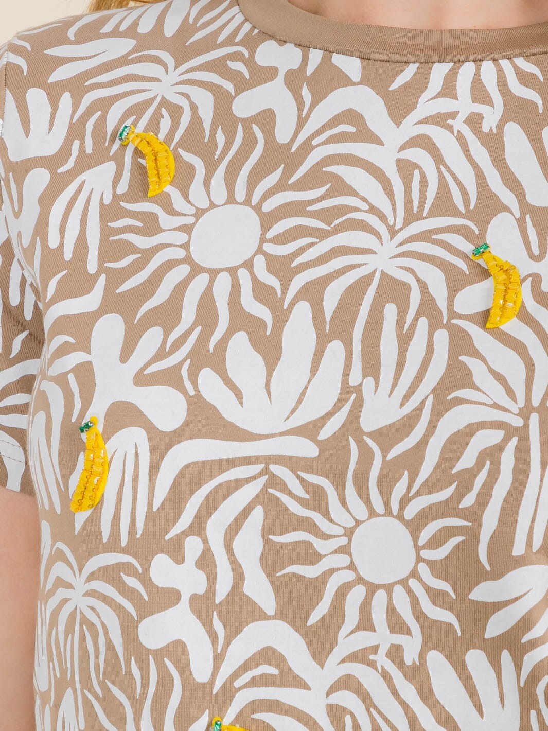 WOMEN'S SHORT SLEEVE DETAILED T-SHIRT