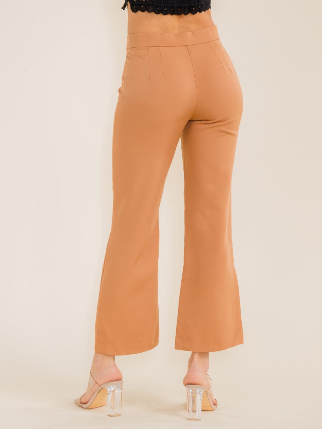 WOMEN'S BUTTON CLOSURE BELL LEG PANTS
