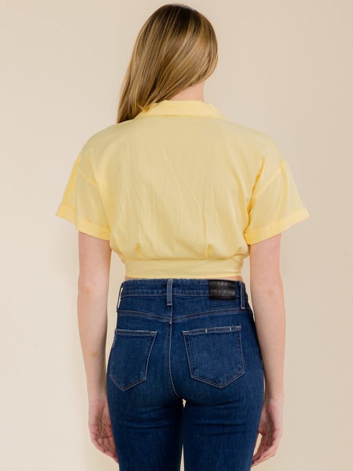 WOMEN'S SHORT SLEEVE BUTTON UP CROP TOP