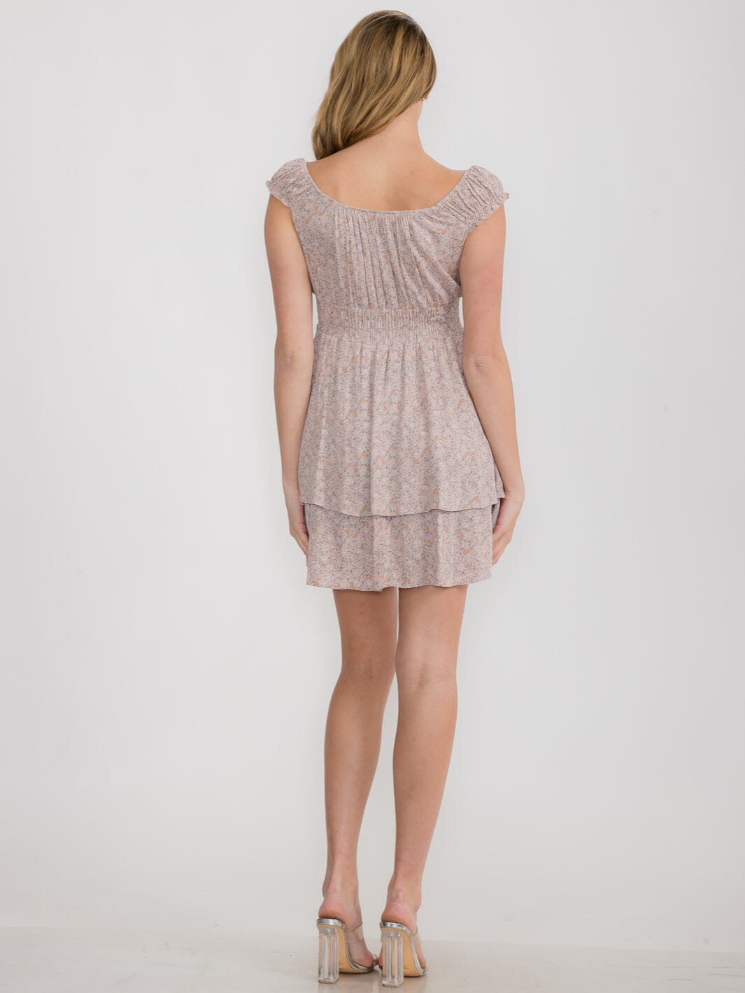 WOMEN'S SHORT SLEEVE SMOCK WAIST TIERED FLORAL MINI DRESS
