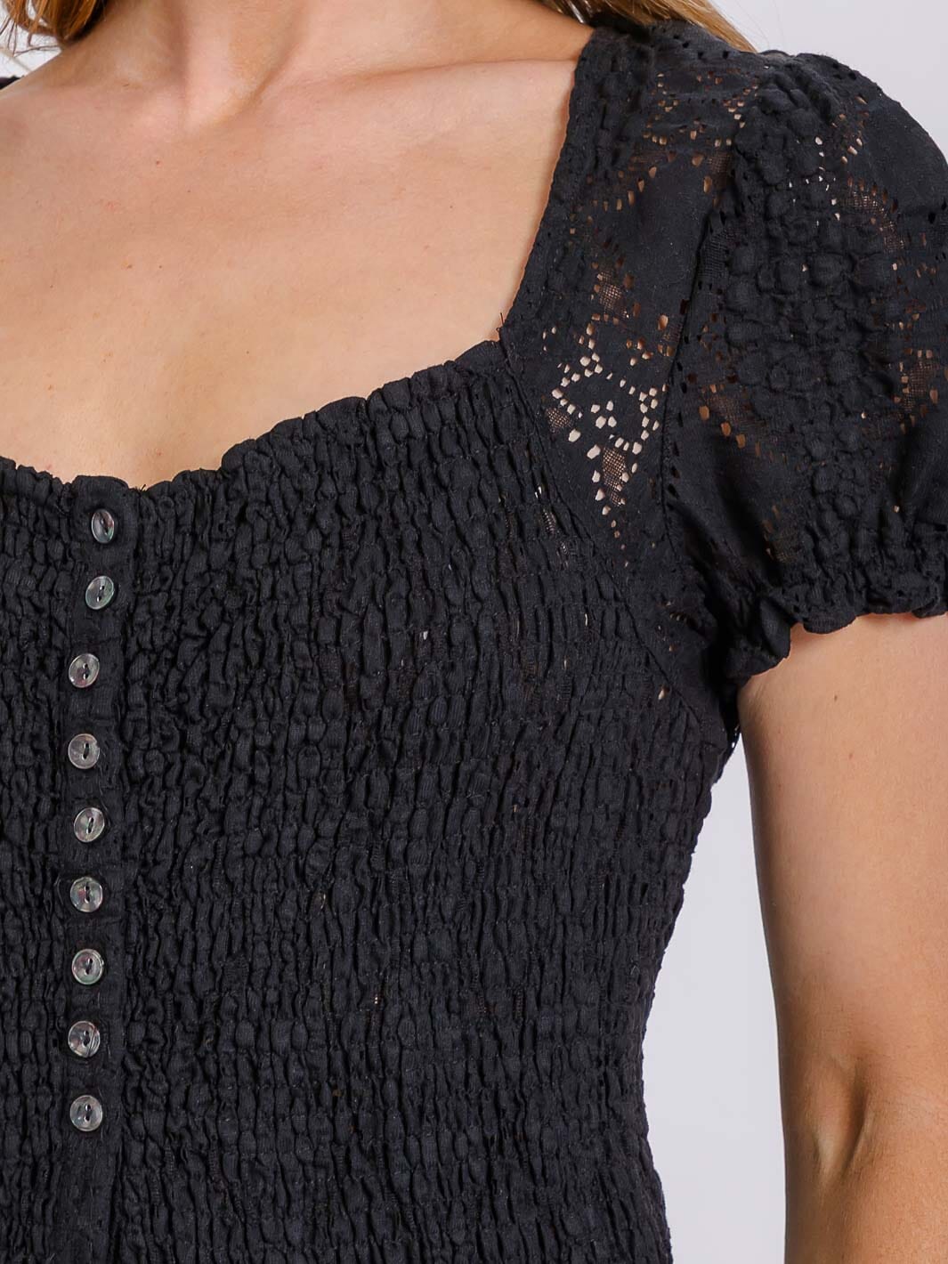 WOMEN'S SHORT SLEEVE SQUARE NECK BUTTON UP SMOCK BLOUSE