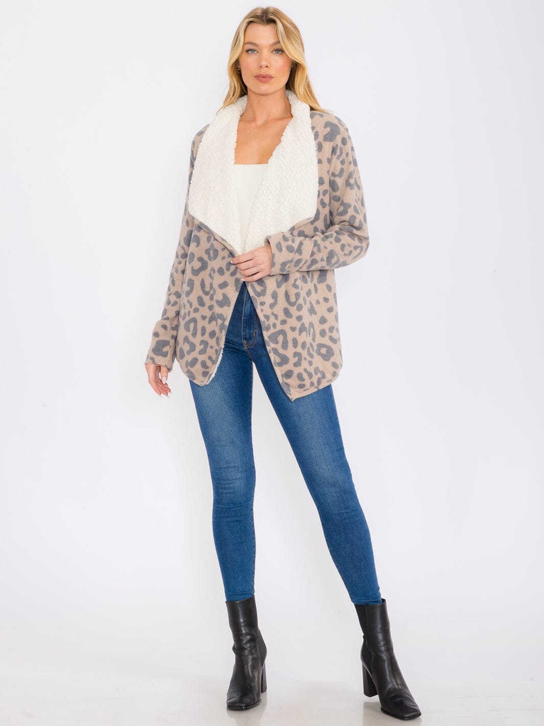 WOMEN'S LONG SLEEVES OPEN FRONT POCKETS ANIMAL PRINT SHERPA CARDIGAN