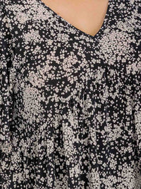PLUS SIZE SHORT SLEEVE V-NECK FLORAL PRINT BLOUSE