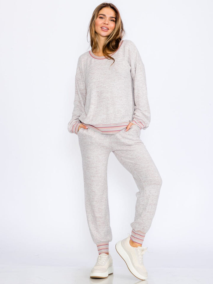 WOMEN'S LONG SLEEVE TOP & JOGGER LEG PANTS TRIM DETAILED 2PC. SET