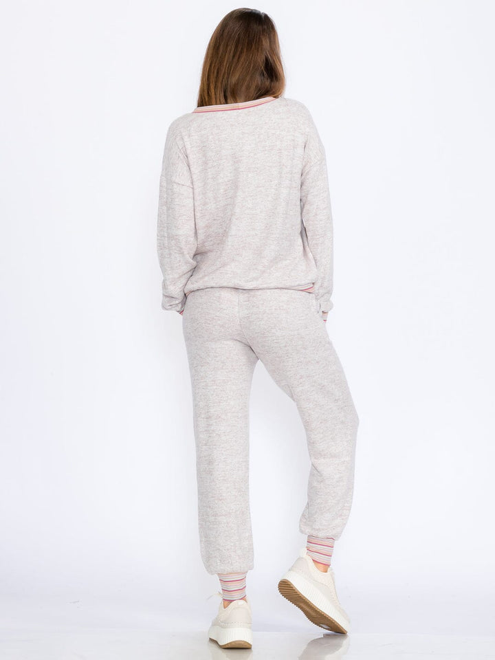 WOMEN'S LONG SLEEVE TOP & JOGGER LEG PANTS TRIM DETAILED 2PC. SET