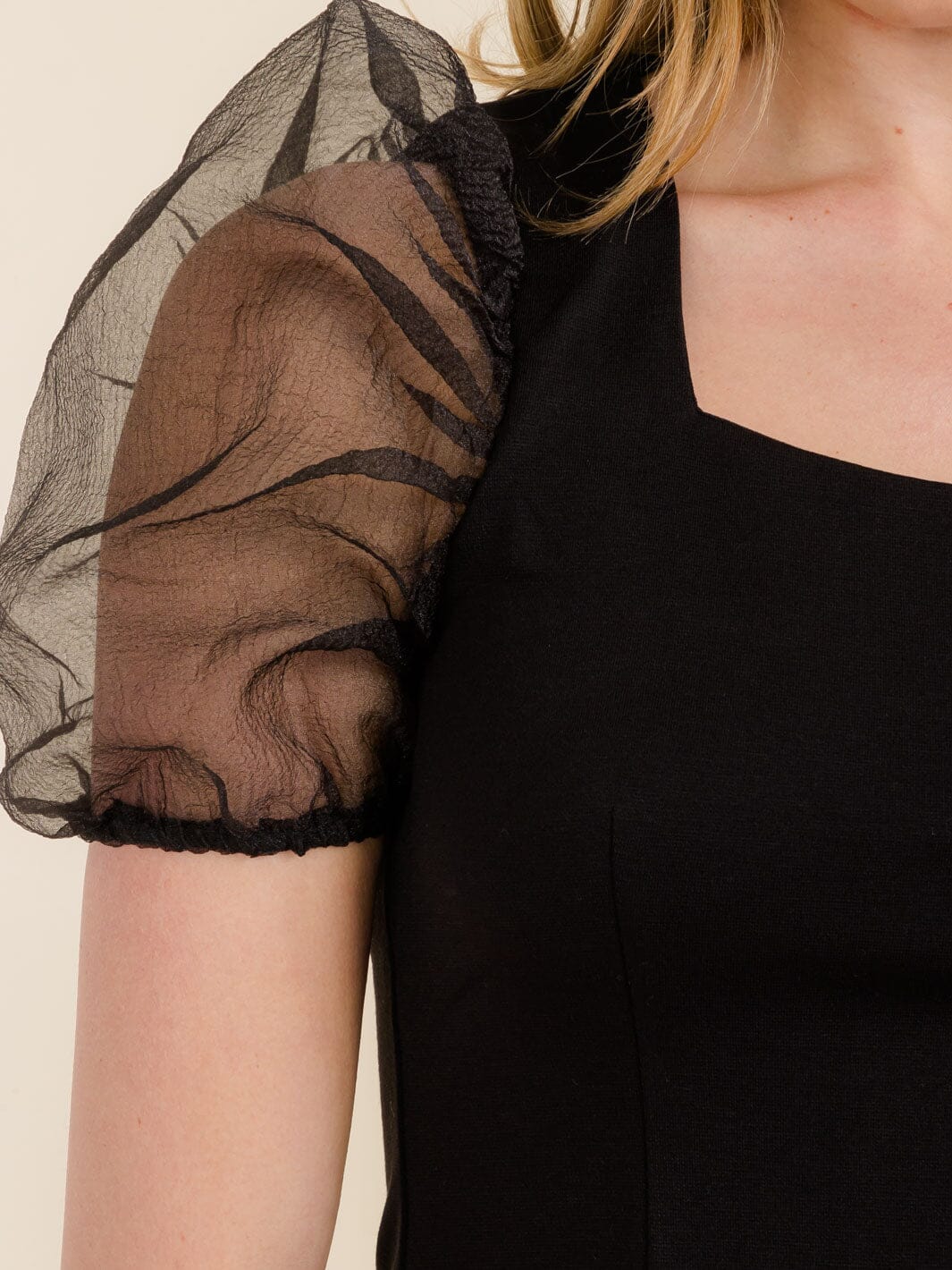 WOMEN'S SHORT MESH SLEEVE SQUARE NECK BLOUSE