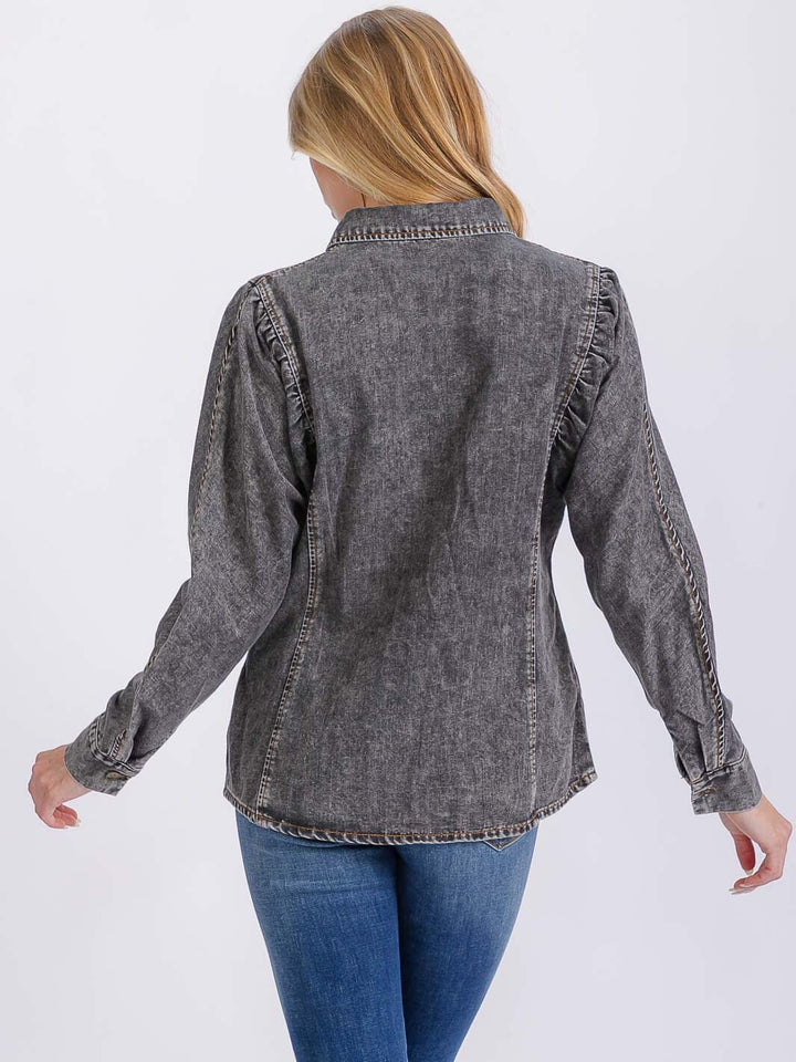WOMEN'S LONG SLEEVE BUTTON CLOSURE WASHED DENIM BLOUSE