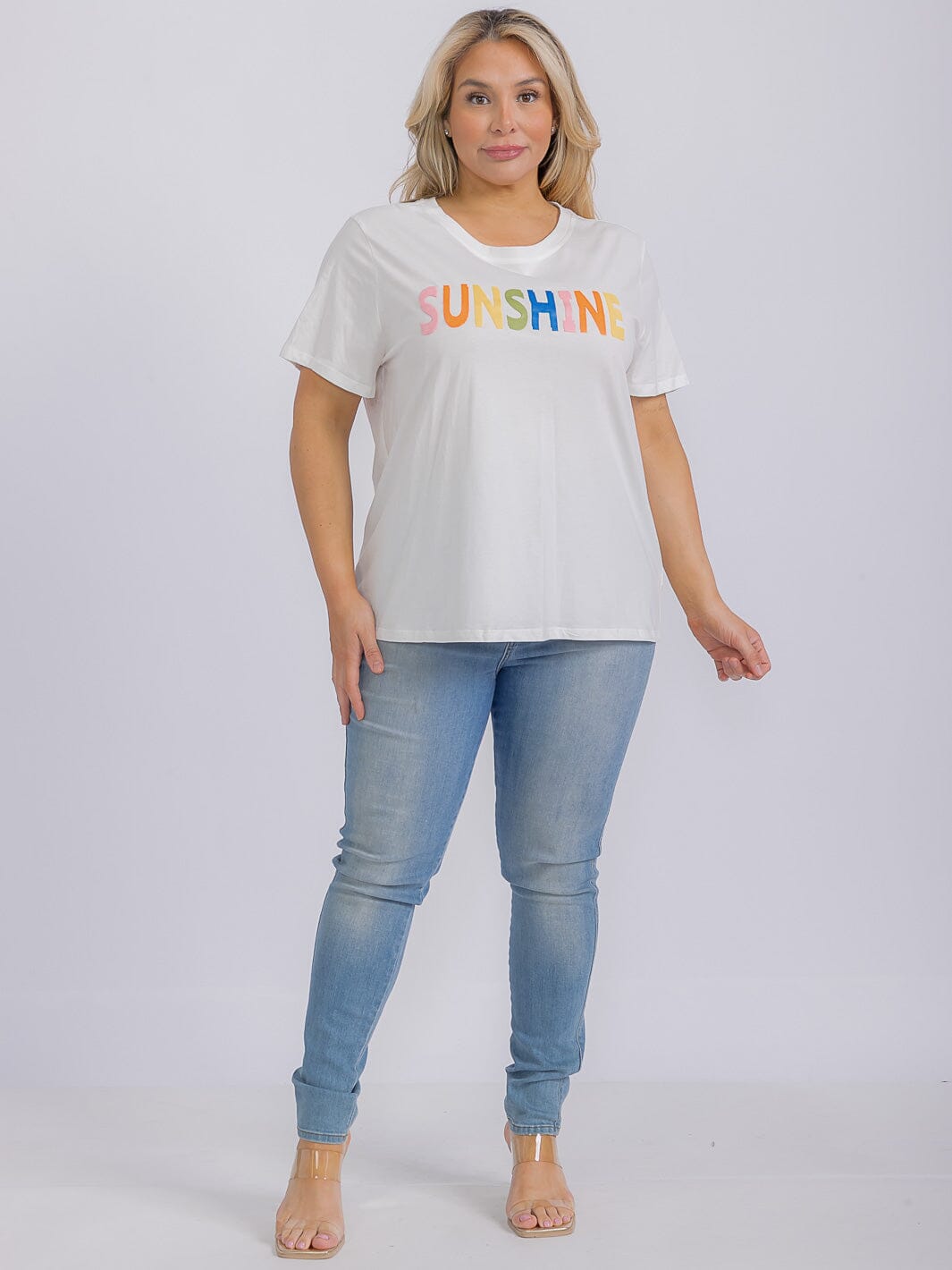 PLUS SIZE SHORT SLEEVE GRAPHIC TOP SUNSHINE