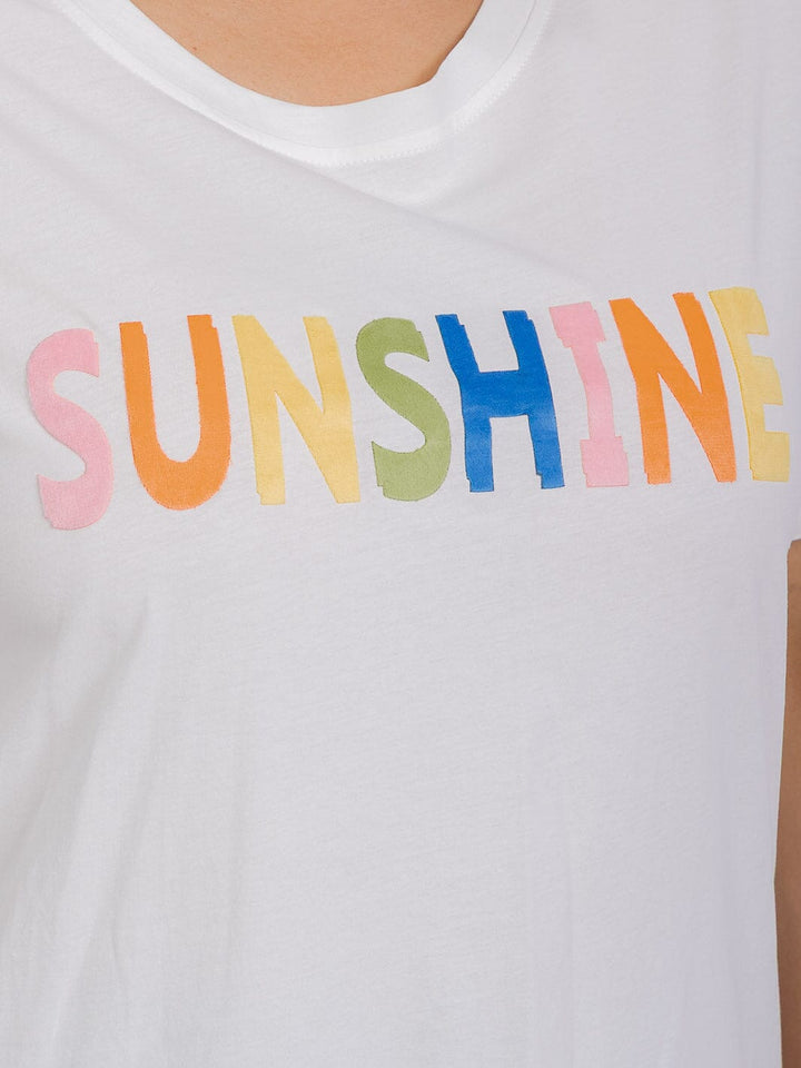 PLUS SIZE SHORT SLEEVE GRAPHIC TOP SUNSHINE