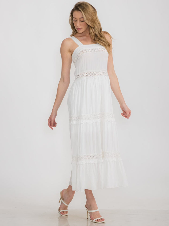 WOMEN'S SLEEVELESS TIERED CROCHET DETAILED MAXI DRESS