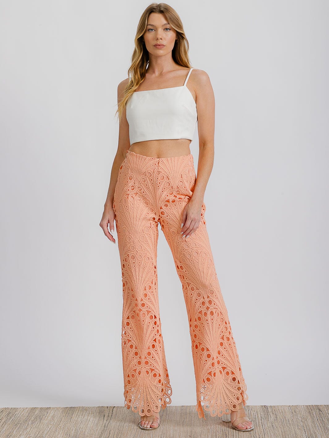 WOMEN'S ZIPPER CLOSURE EYELET DETAILED WIDE LEG PANTS