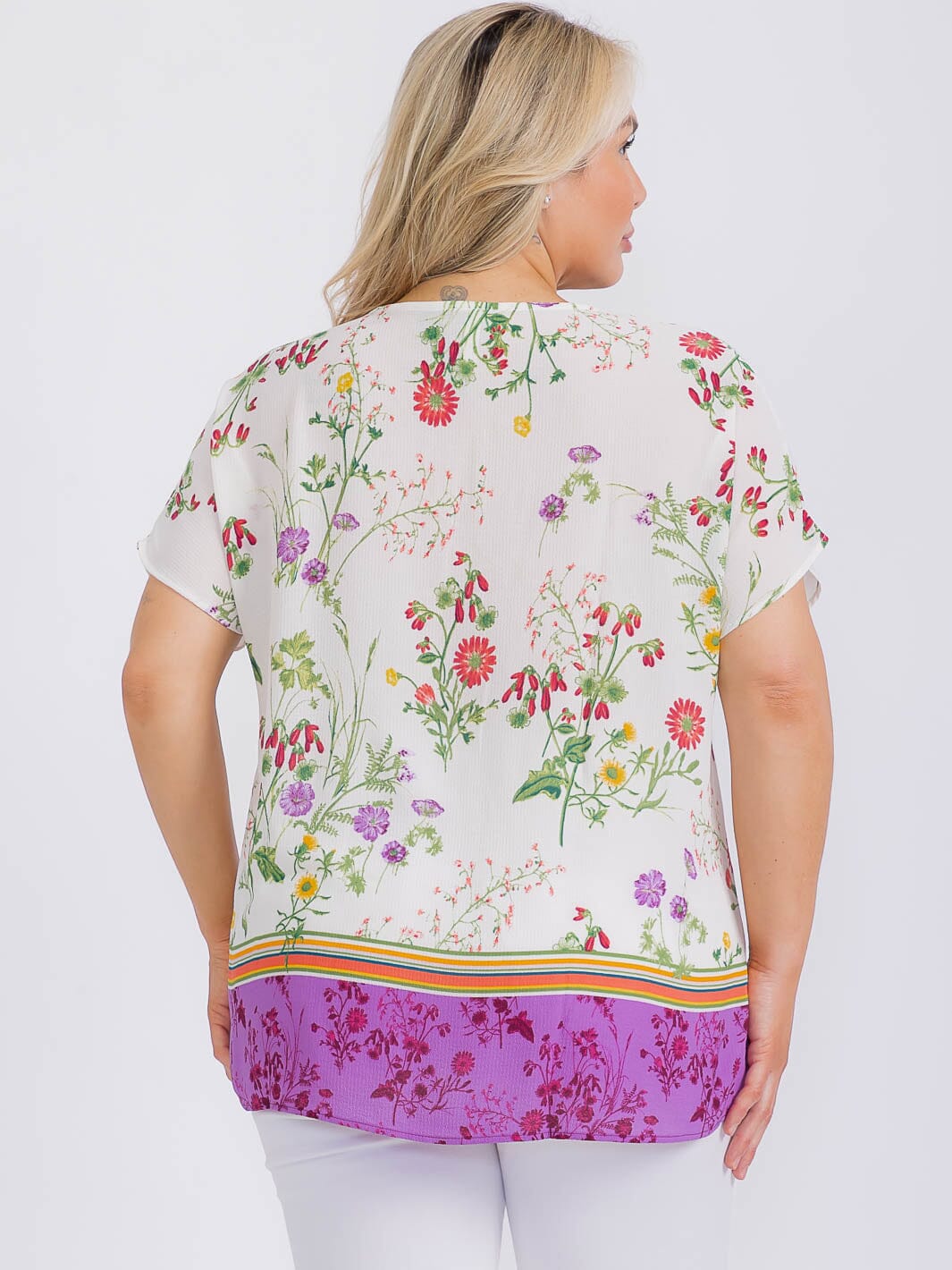 PLUS SIZE SHORT SLEEVE V-NECK FLORAL PRINT BLOUSE