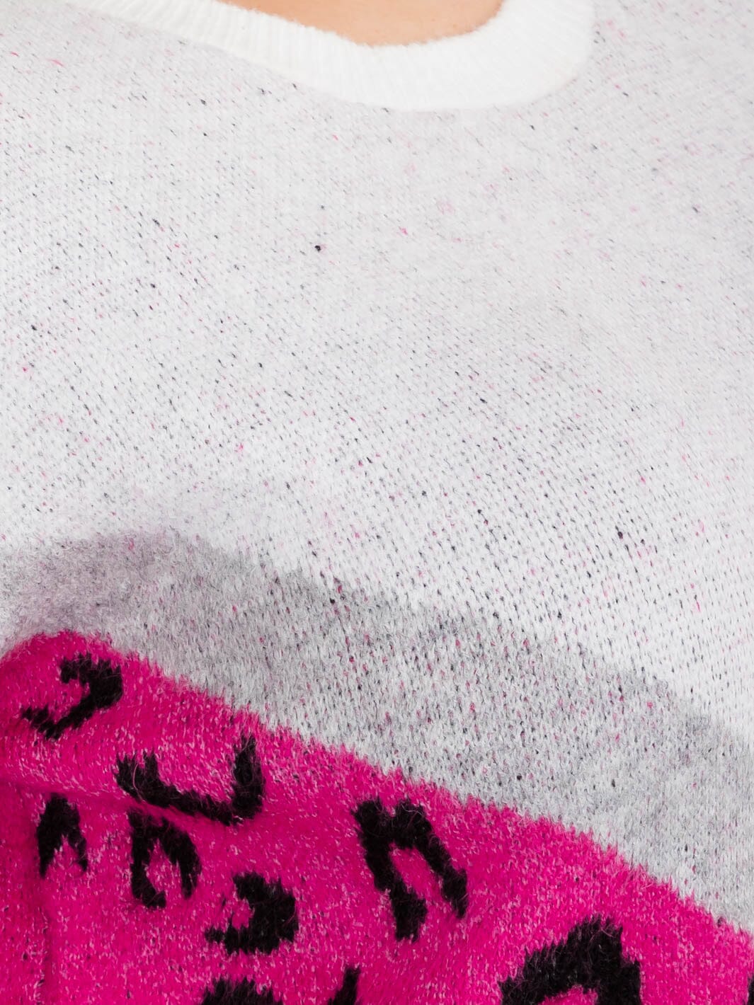 PLUS SIZE LONG SLEEVE COLORBLOCK ANIMAL PRINT PULLOVER SWEATER