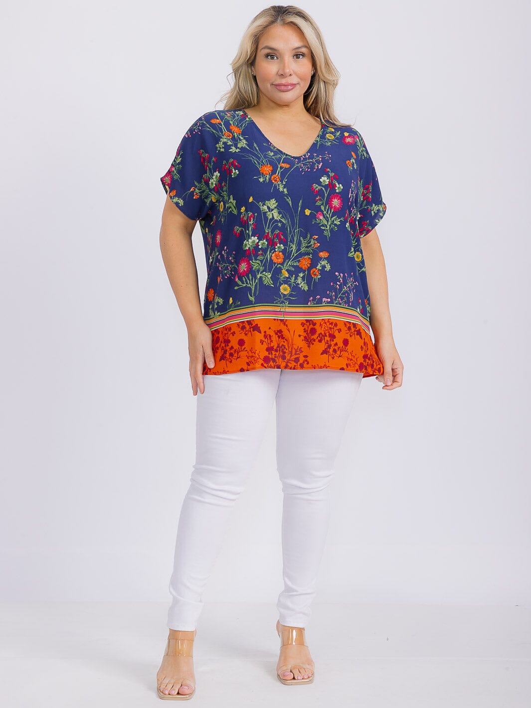 PLUS SIZE SHORT SLEEVE V-NECK FLORAL PRINT BLOUSE