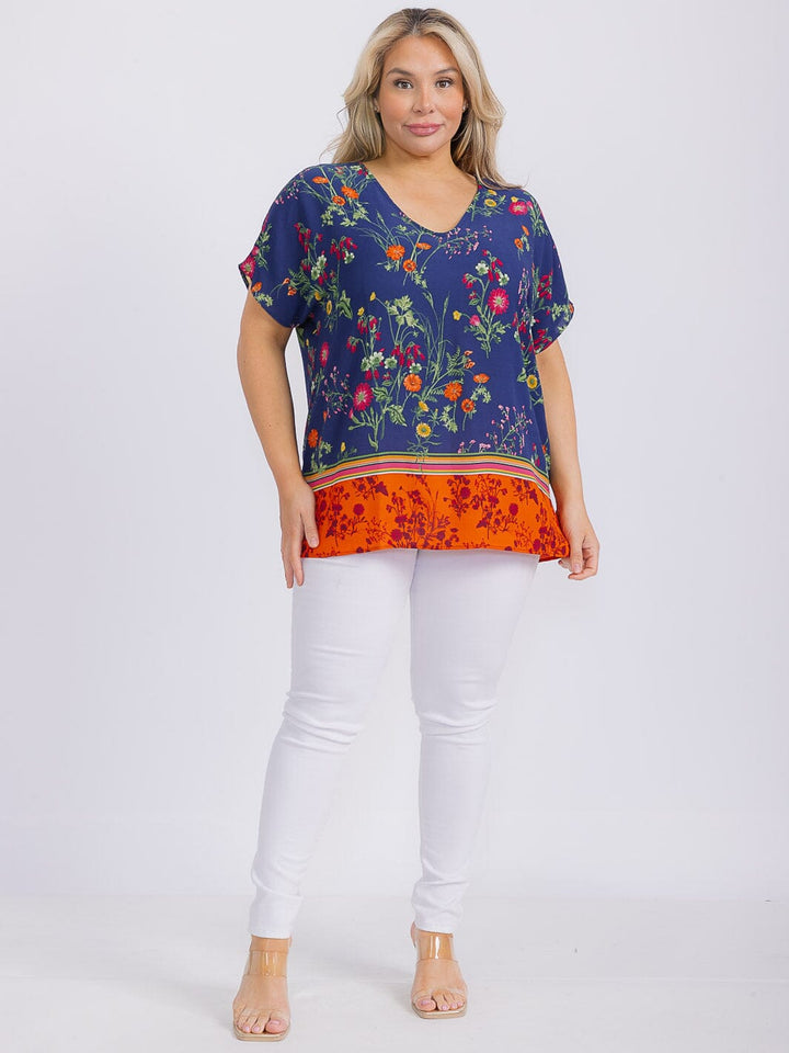 PLUS SIZE SHORT SLEEVE V-NECK FLORAL PRINT BLOUSE