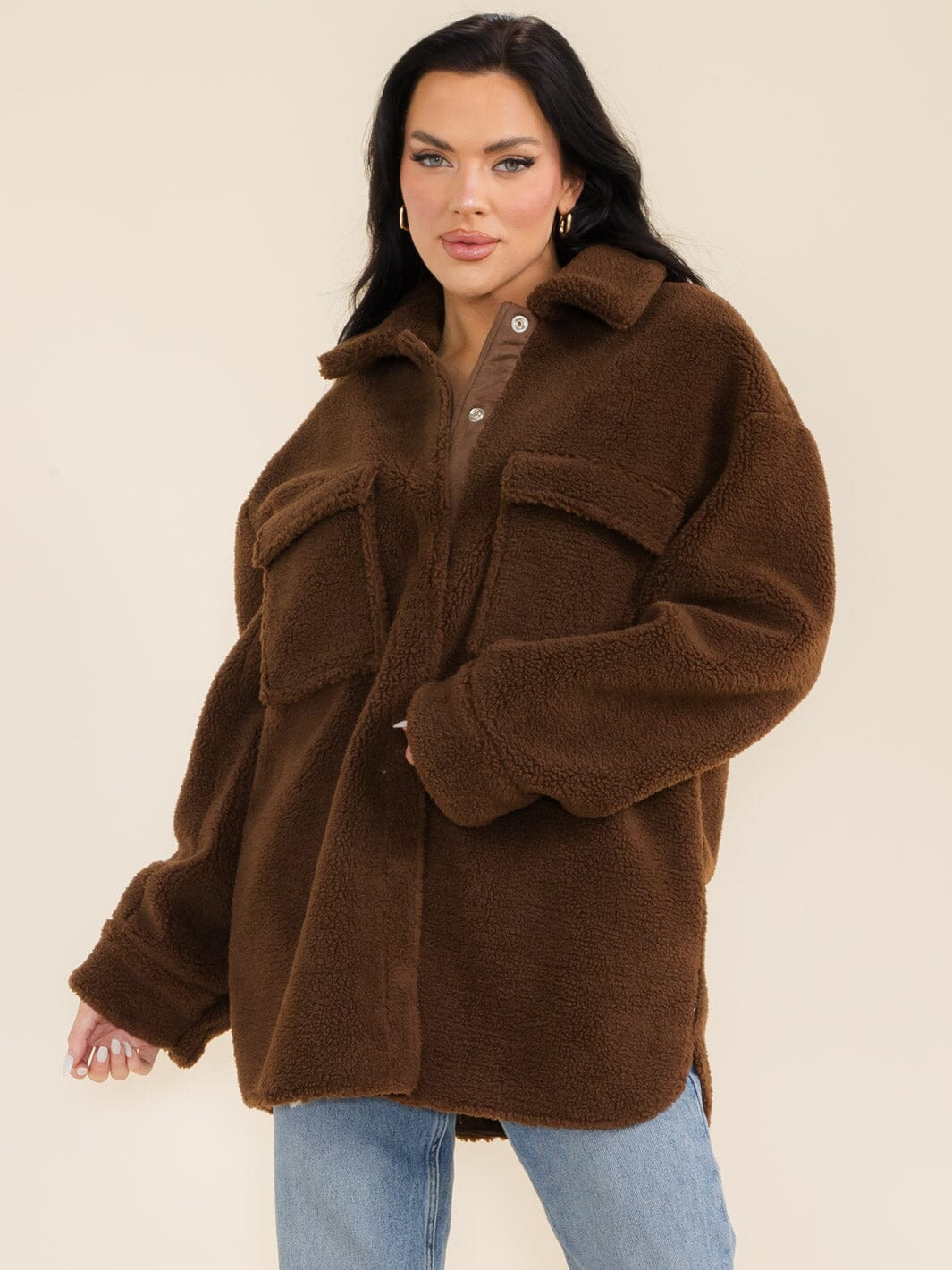 WOMEN'S LONG SLEEVE BUTTON CLOSURE FRONT POCKETS SHERPA JACKET