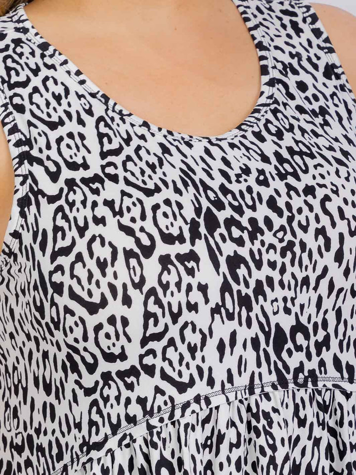 PLUS SIZE SLEEVELESS ANIMAL PRINT TANK TOP