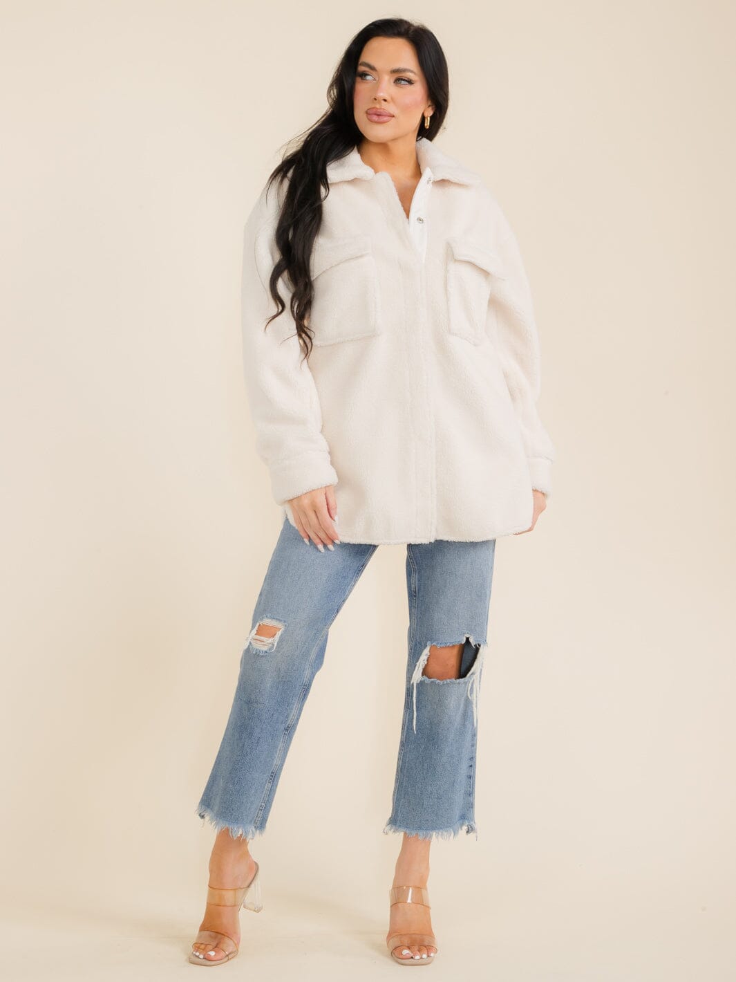 WOMEN'S LONG SLEEVE BUTTON CLOSURE FRONT POCKETS SHERPA JACKET