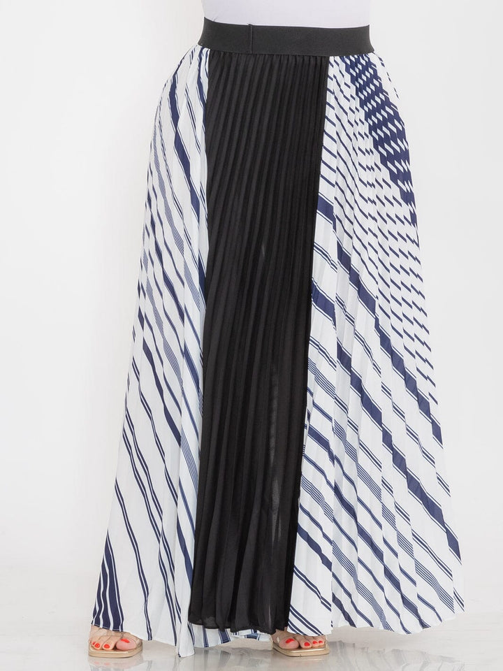 PLUS SIZE ELASTIC WAIST FRONT SLIT PLEATED PRINT MAXI SKIRT