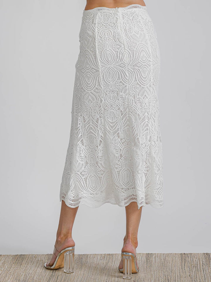 WOMEN'S ZIPPER CLOSURE ALL OVER EYELET MAXI SKIRT