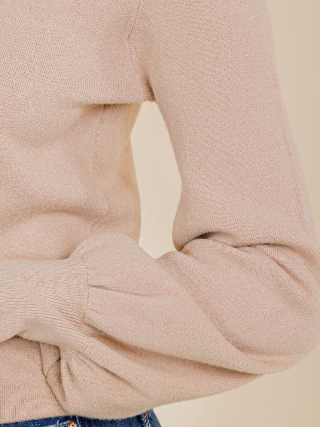 WOMEN'S LONG PUFF SLEEVE MOCK NECK BLOUSE