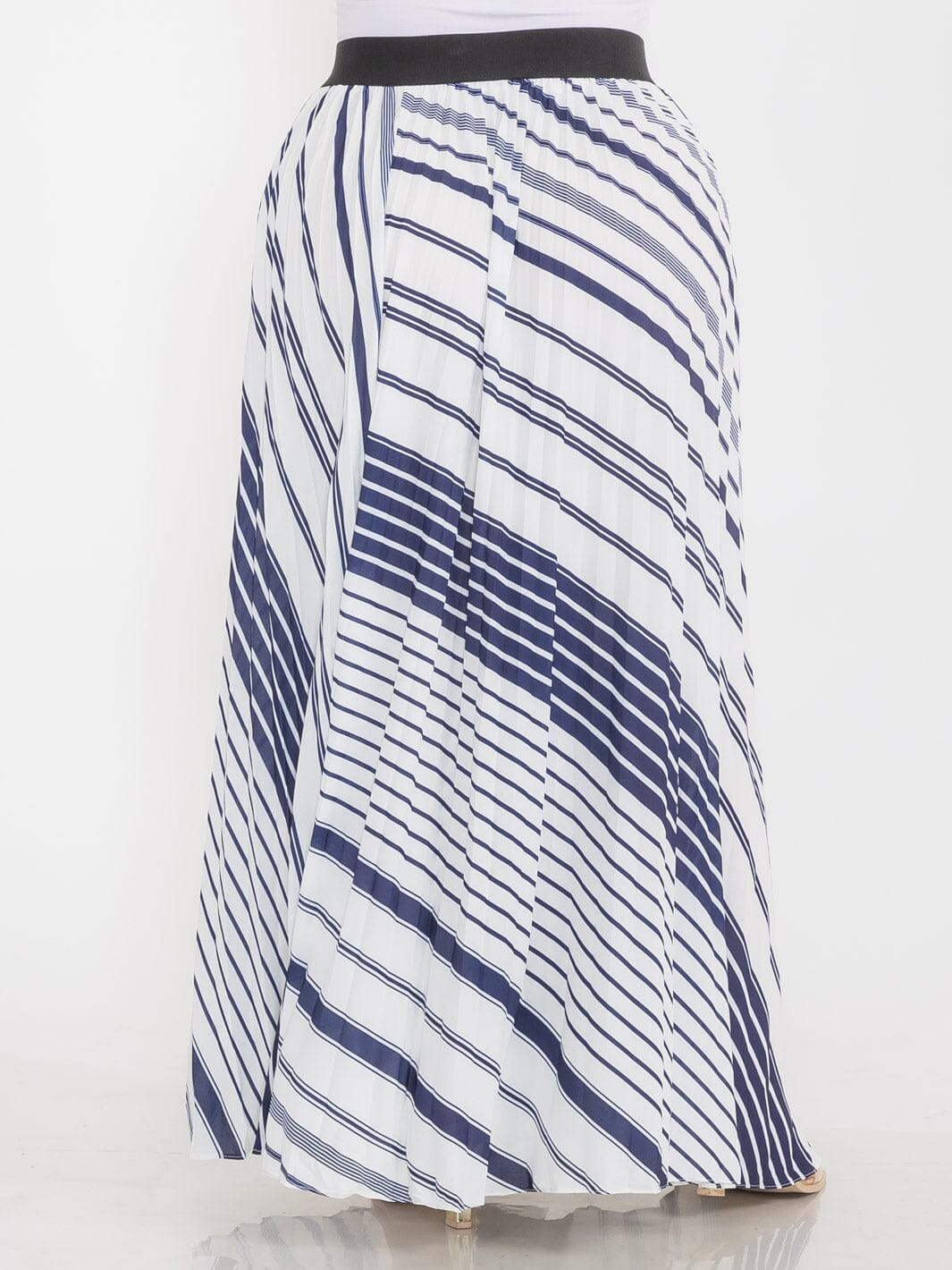 PLUS SIZE ELASTIC WAIST FRONT SLIT PLEATED PRINT MAXI SKIRT