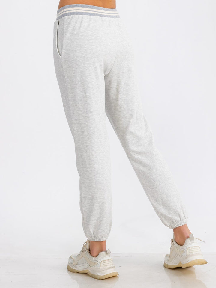 WOMEN'S ELASTIC WAIST FRONT POCKET JOGGER SWEATPANTS (Copy)